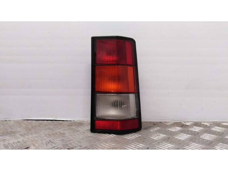 Recambio de piloto trasero derecho para renault express    |   ... | 0 referencia OEM IAM   