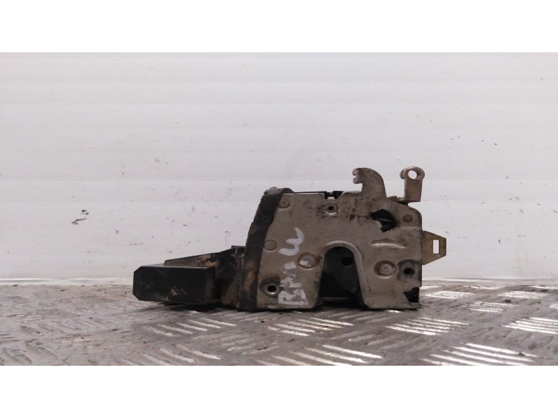 Recambio de cerradura puerta delantera derecha para bmw serie 5 berlina (e39)    |   0.95 - 0.03 | 1995 - 2003 referencia OEM IA