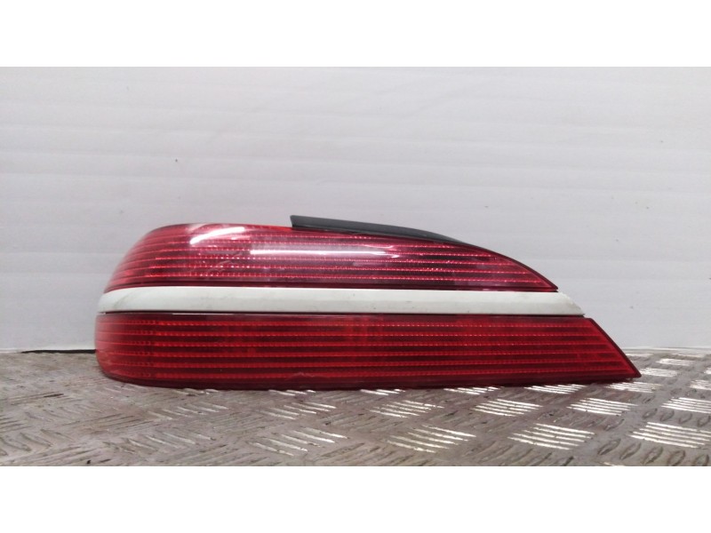 Recambio de piloto trasero izquierdo para peugeot 406 berlina (s1/s2) 2.0 hdi   |   ... | 0 - 2005 | 109 cv / 80 kw referencia O