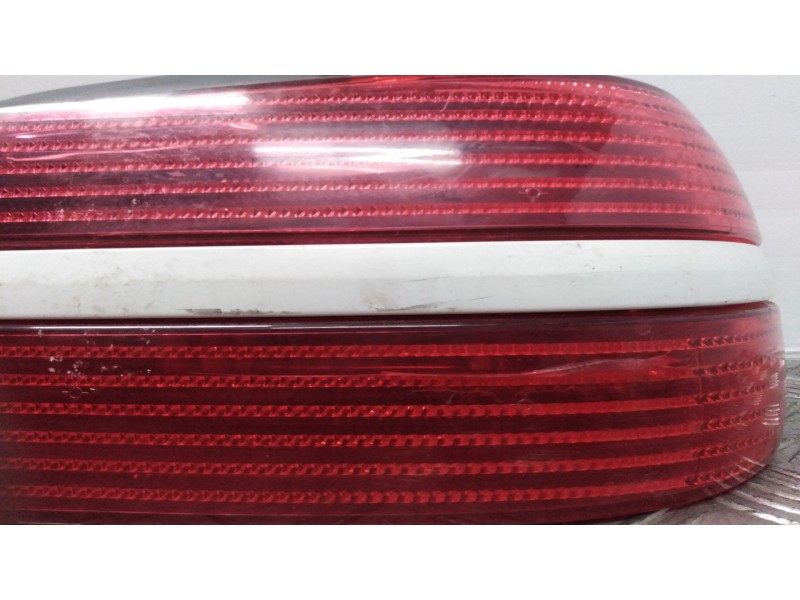 Recambio de piloto trasero derecho para peugeot 406 berlina (s1/s2) 2.0 hdi   |   ... | 0 - 2005 | 109 cv / 80 kw referencia OEM