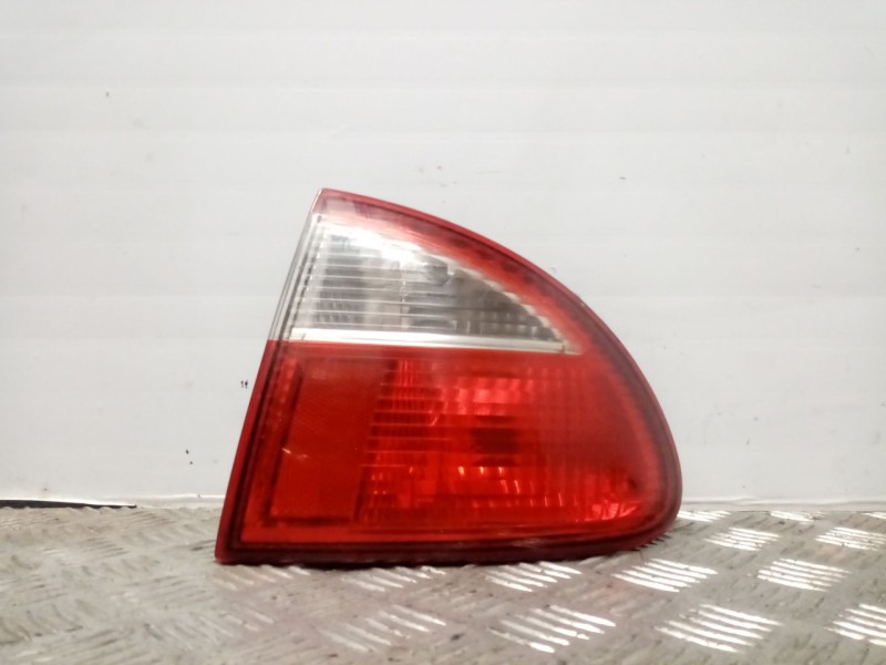 Recambio de piloto trasero derecho para seat leon (1m1)    |   0.99 - 0.06 | 1999 - 2006 referencia OEM IAM 1M6945112  