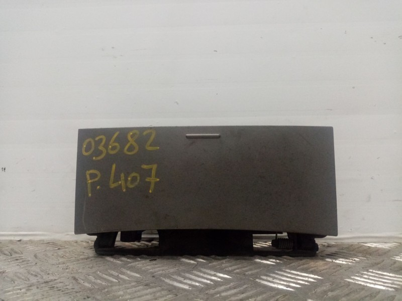 Recambio de cenicero para peugeot 407 st confort   |   05.04 - 12.07 | 2004 - 2007 | 136 cv / 100 kw referencia OEM IAM 96445621