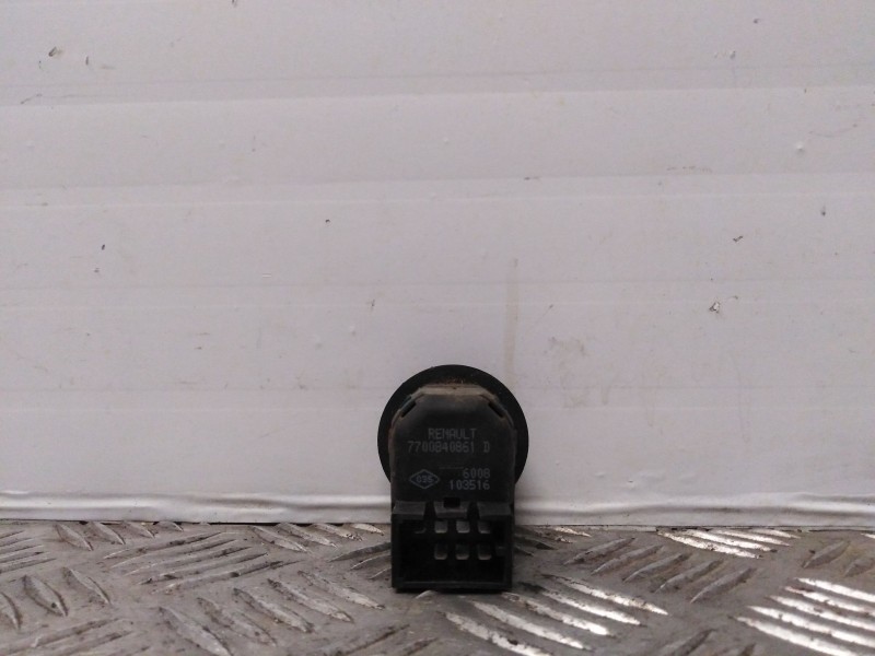 Recambio de mando retrovisor para renault twingo (co6)    |   0.93 - 0.07 | 1993 - 2007 referencia OEM IAM 7700840861D  