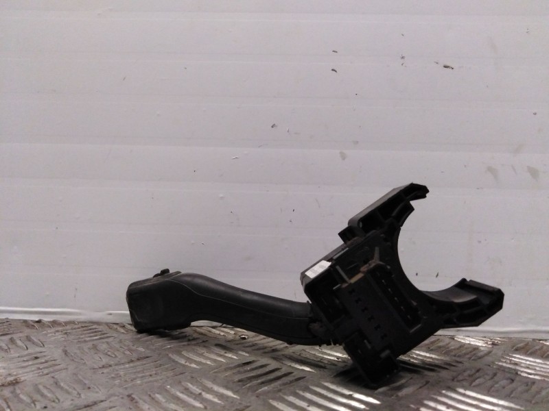 Recambio de mando limpia para volkswagen passat variant (3b6) highline   |   10.00 - 12.05 | 2000 - 2005 | 131 cv / 96 kw refere