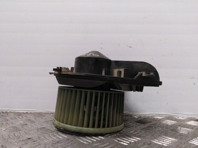 Recambio de ventilador calefaccion para volkswagen passat variant (3b6) highline   |   10.00 - 12.05 | 2000 - 2005 | 131 cv / 96