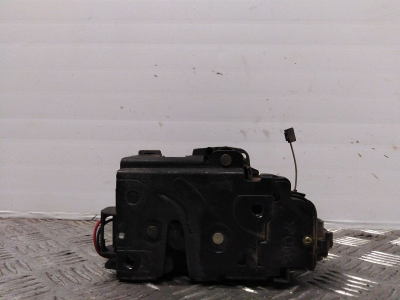 Recambio de cerradura puerta trasera izquierda para volkswagen passat variant (3b6) highline   |   10.00 - 12.05 | 2000 - 2005 |