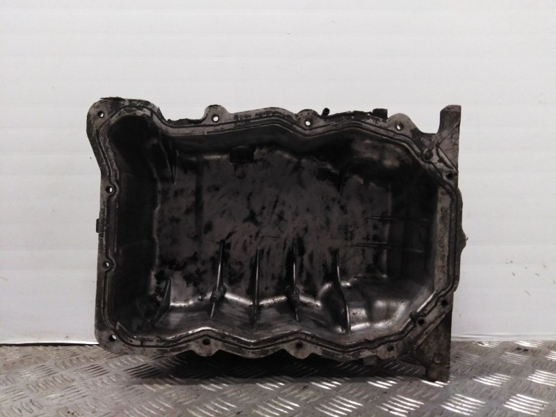 Recambio de carter para volvo s40 berlina 1.8i   |   10.98 - 12.00 | 1998 - 2000 | 125 cv / 92 kw referencia OEM IAM   