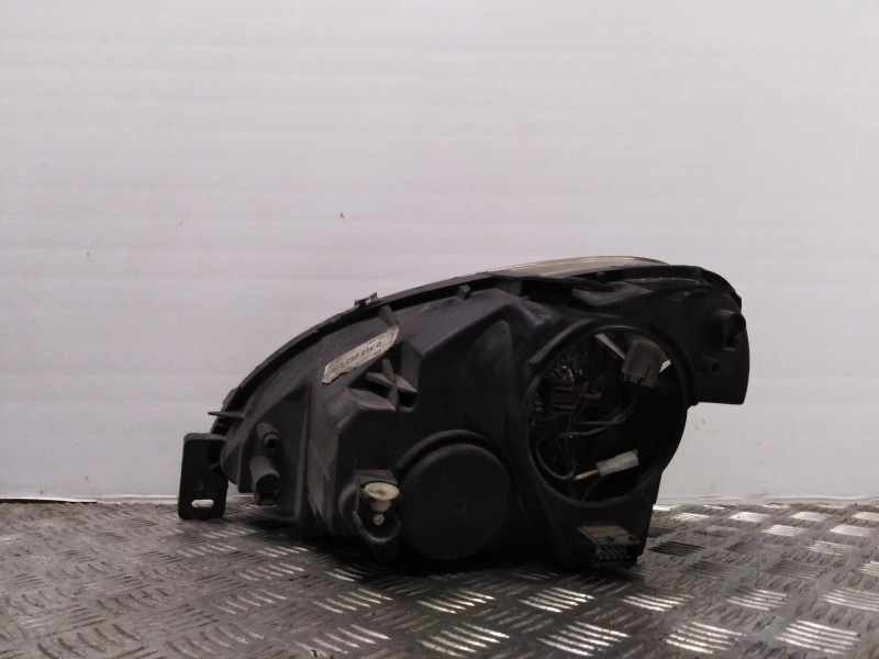 Recambio de faro derecho para citroen xsara berlina 2.0 hdi   |   0.97 - ... | 1997 | 109 cv / 80 kw referencia OEM IAM 03180122