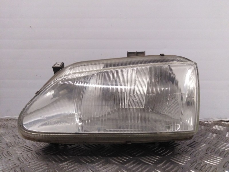 Recambio de faro izquierdo para renault megane i berlina hatchback (ba0) 1.4   |   0.95 - 0.99 | 1995 - 1999 | 75 cv / 55 kw ref