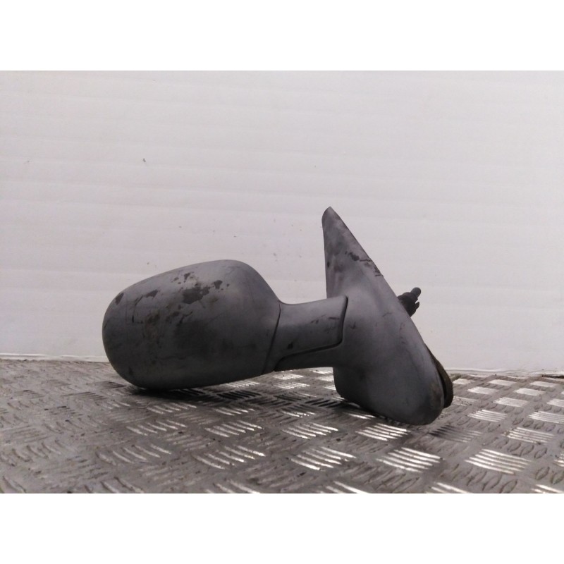 Recambio de retrovisor derecho para renault megane i berlina hatchback (ba0) 1.4   |   0.95 - 0.99 | 1995 - 1999 | 75 cv / 55 kw