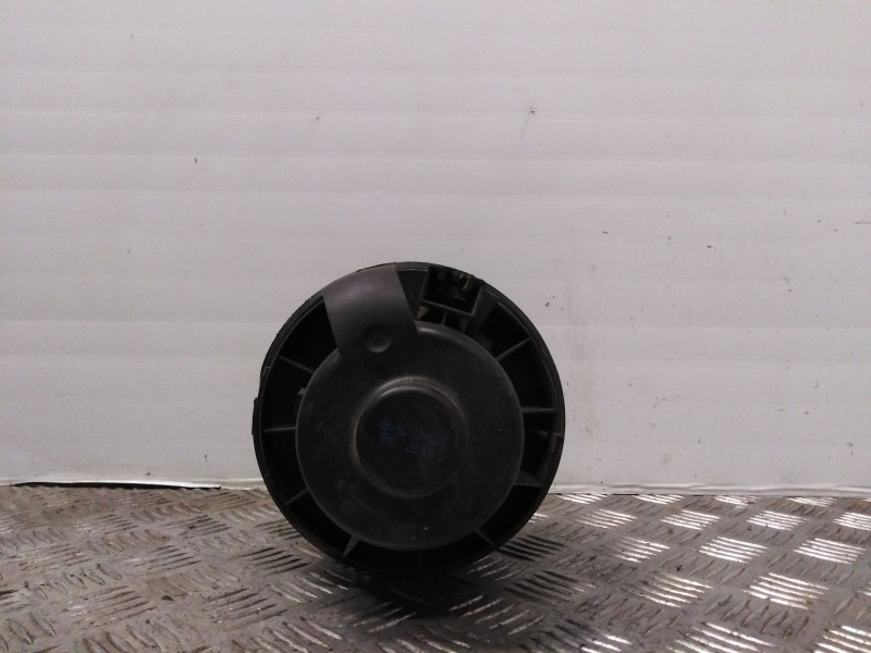 Recambio de ventilador calefaccion para ford focus c-max (cap)    |   0.03 - 0.07 | 2003 - 2007 referencia OEM IAM 3M5H18456AD  
