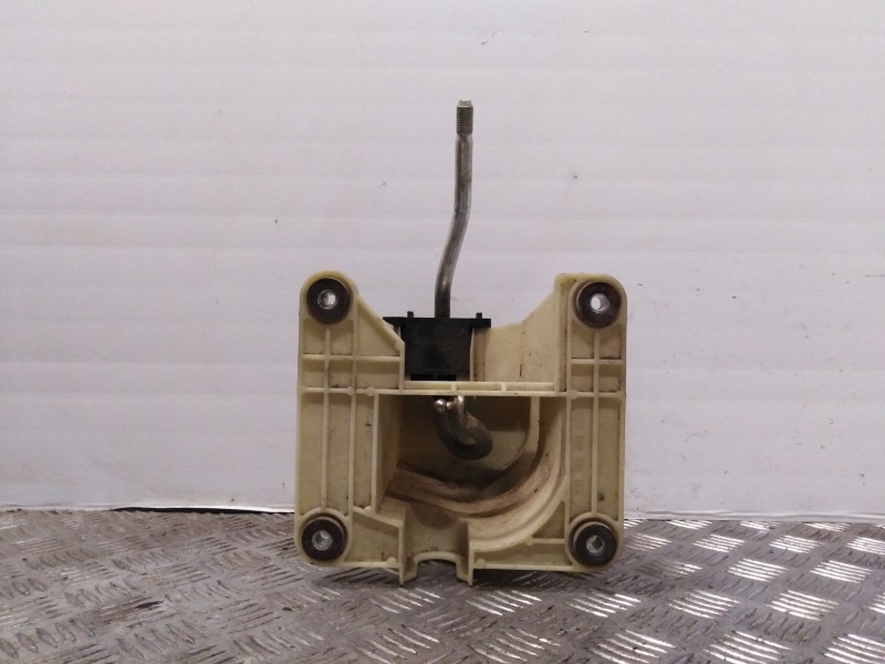 Recambio de palanca cambio para ford focus c-max (cap)    |   0.03 - 0.07 | 2003 - 2007 referencia OEM IAM 8127001200  