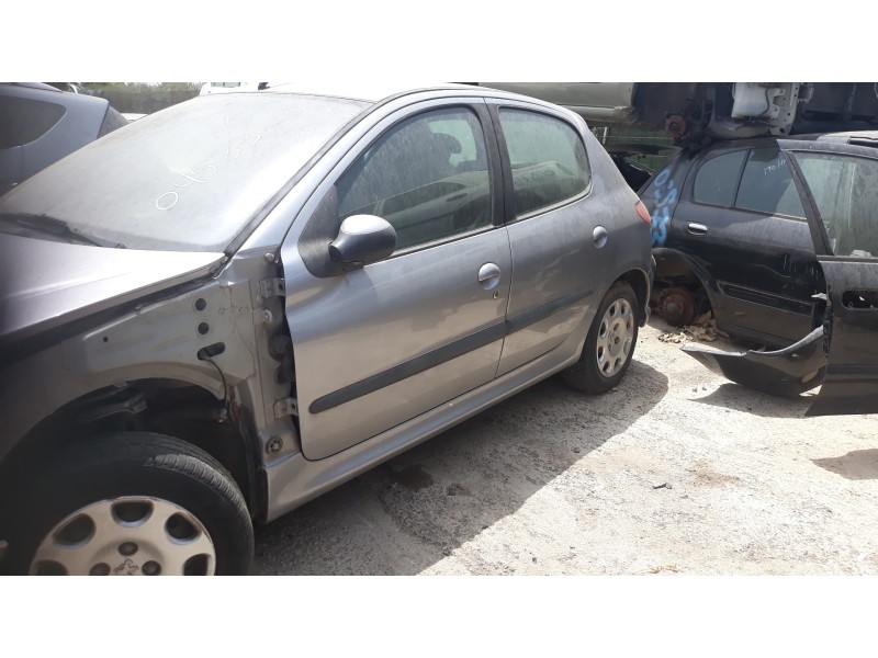 peugeot 206 berlina 1.4 hdi   |   0.98 - ... | 1998 | 68 cv / 50 kw del año 1998