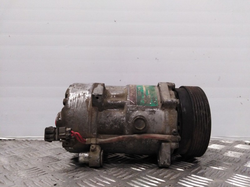 Recambio de compresor aire acondicionado para volkswagen vento (1h2) referencia OEM IAM 1H0820803D   Recambio de compresor aire acondicionado para volkswagen vento (1h2) referencia OEM IAM 1H0820803D