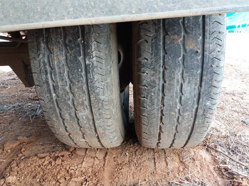 nissan eco - t 100.56/78 kw/e2 3.0 diesel   |   0.96 - ... | 1996 | 106 cv / 78 kw del año 1996