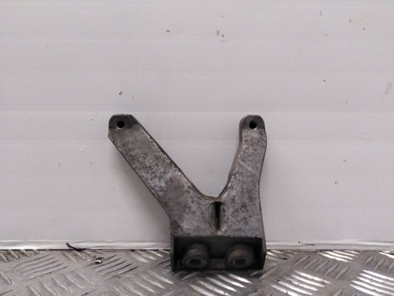 Recambio de soporte motor para bmw serie 3 berlina (e46) 316i referencia OEM IAM 1743662  