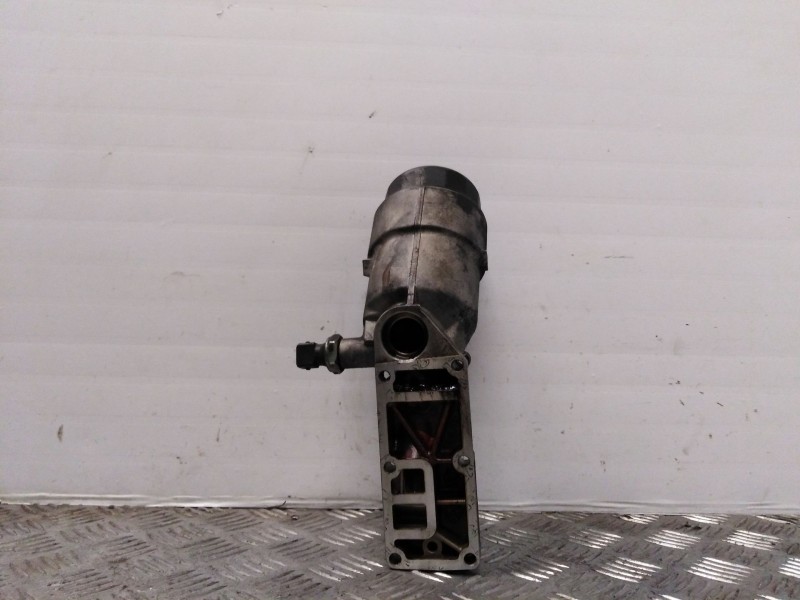 Recambio de portafiltro de aceite para bmw serie 3 berlina (e46) 316i referencia OEM IAM 1715878  