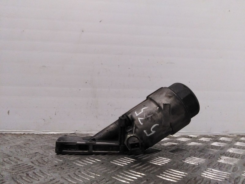 Recambio de portafiltro de aceite para bmw serie 3 berlina (e46) 316i referencia OEM IAM 1715878  