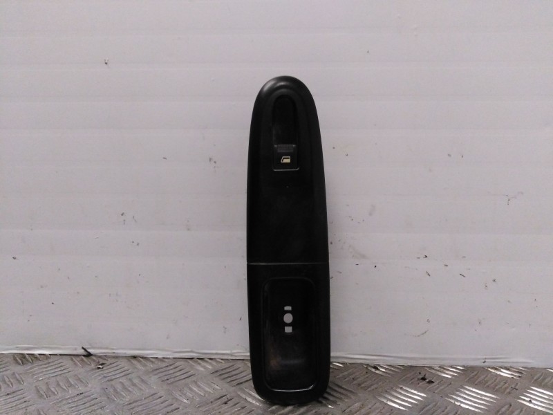 Recambio de mando elevalunas delantero derecho para peugeot 406 berlina (s1/s2) srdt referencia OEM IAM   