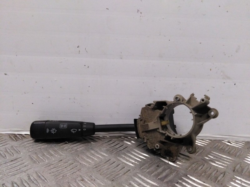 Recambio de mando limpia para mercedes clase e (w210) berlina referencia OEM IAM 2085450010 HLS202755 