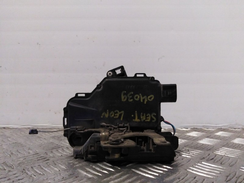 Recambio de cerradura puerta delantera derecha para seat leon (1m1) 1.9 tdi referencia OEM IAM   
