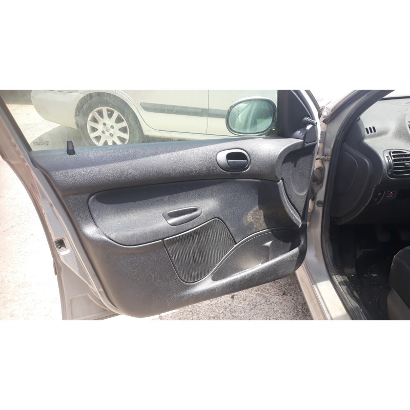 peugeot 206 berlina 1.4 hdi   |   0.98 - ... | 1998 | 68 cv / 50 kw del año 1998