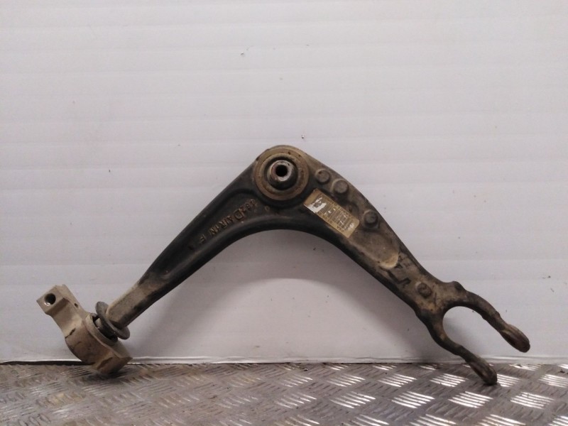 Recambio de brazo suspension inferior delantero izquierdo para peugeot 407 st confort referencia OEM IAM   