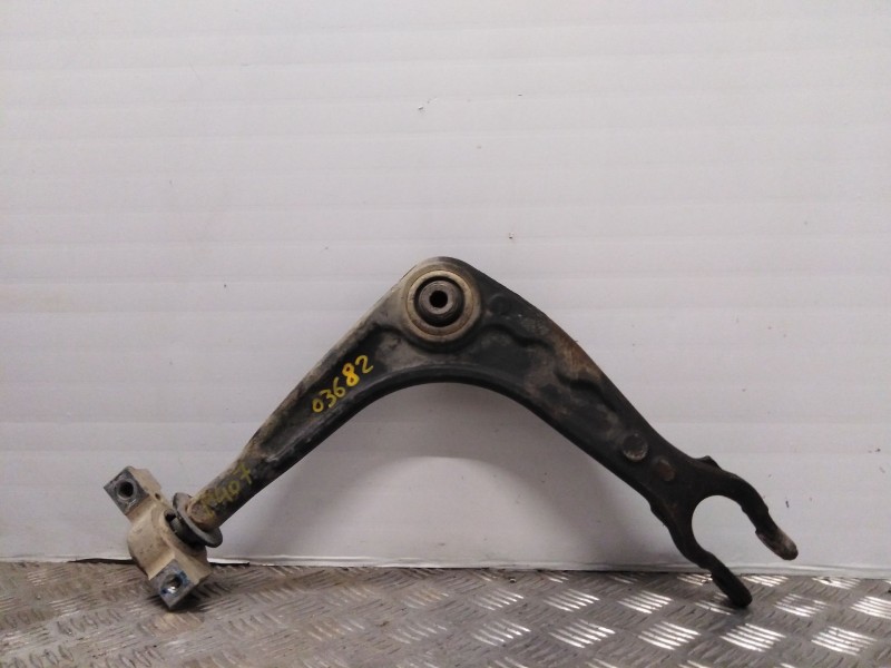 Recambio de brazo suspension inferior delantero derecho para peugeot 407 st confort referencia OEM IAM   