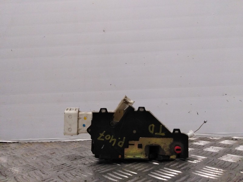 Recambio de cerradura puerta trasera derecha para peugeot 407 referencia OEM IAM   