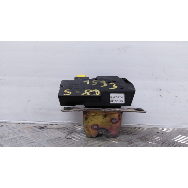 Recambio de cerradura maletero / porton para volvo s80 berlina 2.5 d referencia OEM IAM 9203463  