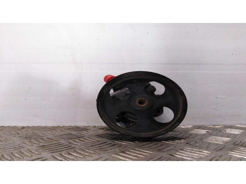 Recambio de bomba servodireccion para opel insignia berlina 2.0 cdti cat referencia OEM IAM 55563329  