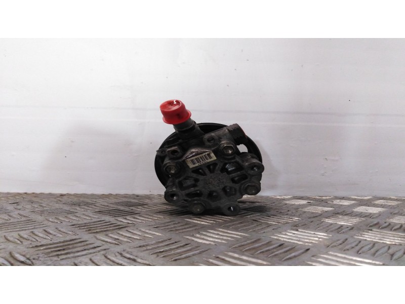 Recambio de bomba servodireccion para opel insignia berlina 2.0 cdti cat referencia OEM IAM 55563329  