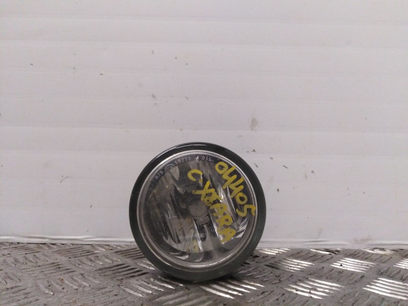 Recambio de faro antiniebla izquierdo para citroen xsara berlina 2.0 hdi referencia OEM IAM 9648947780  