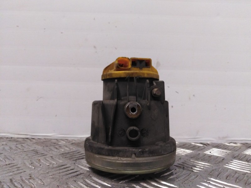 Recambio de faro antiniebla izquierdo para citroen xsara berlina 2.0 hdi referencia OEM IAM 9648947780  