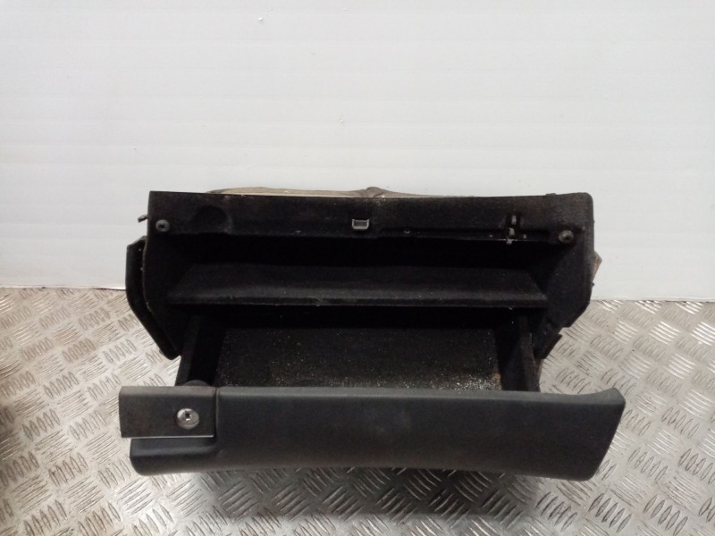 Recambio de guantera para mercedes clase c (w203) sportcoupe c 220 cdi (la) (203.708) referencia OEM IAM A2036803291 A2036804950