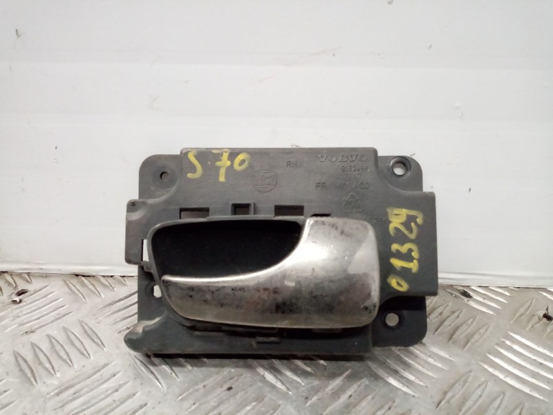 Recambio de maneta interior delantera derecha para volvo s70 berlina referencia OEM IAM 9152498  