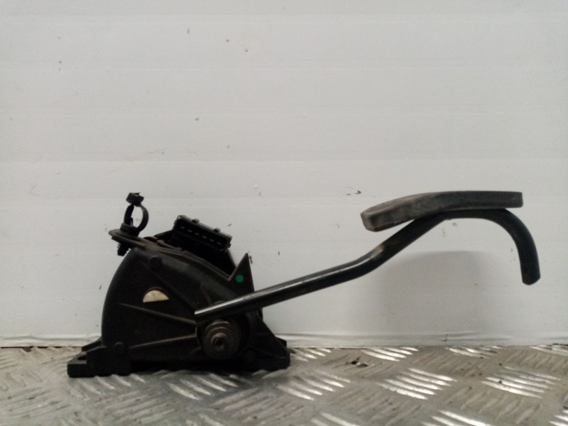 Recambio de potenciometro pedal para volvo s70 berlina referencia OEM IAM 9447135 00776905 