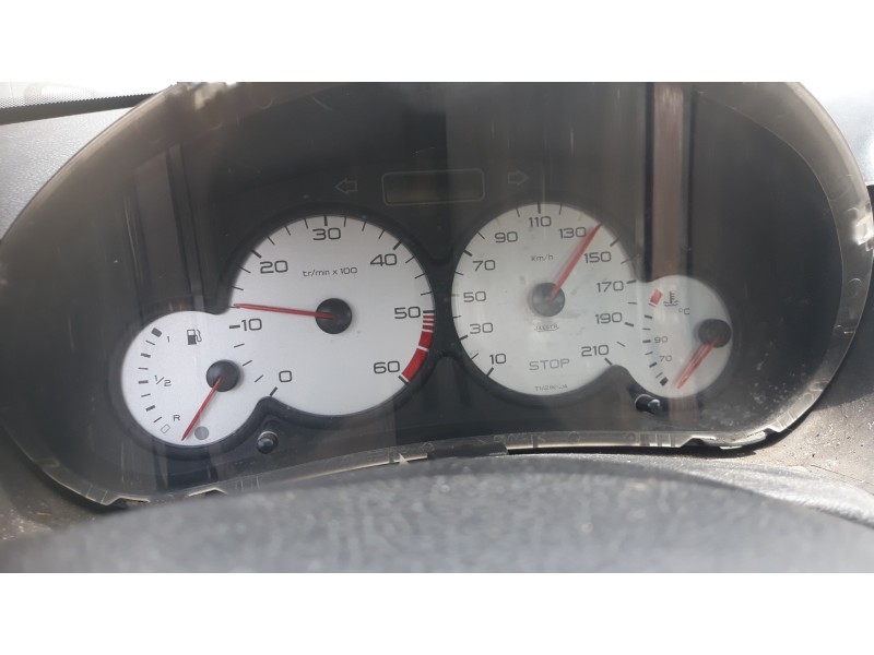 peugeot 206 berlina 1.4 hdi   |   0.98 - ... | 1998 | 68 cv / 50 kw del año 1998