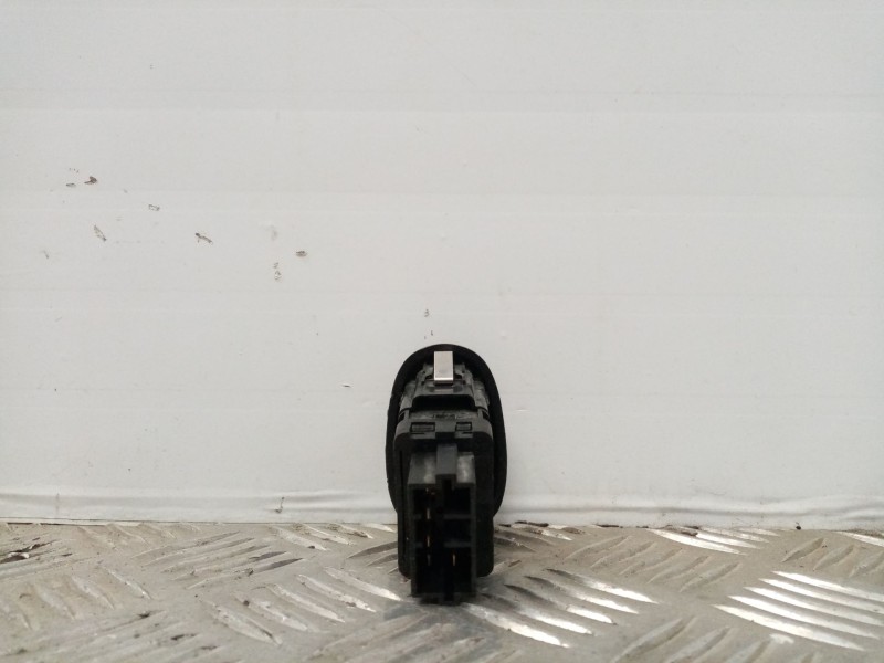 Recambio de mando elevalunas trasero derecho para peugeot 406 berlina (s1/s2) 2.0 hdi referencia OEM IAM   