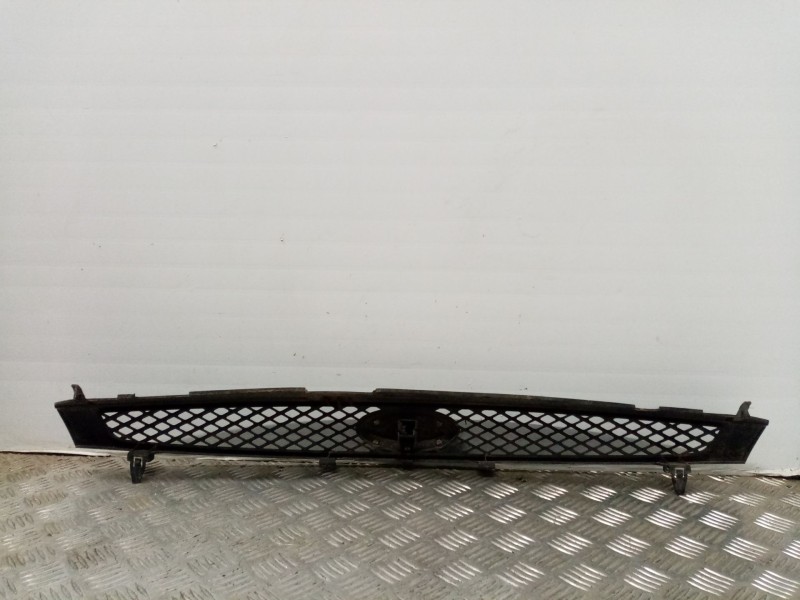 Recambio de rejilla delantera para ford fiesta (cbk) trend referencia OEM IAM   