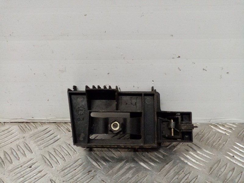 Recambio de maneta interior delantera izquierda para renault express referencia OEM IAM   