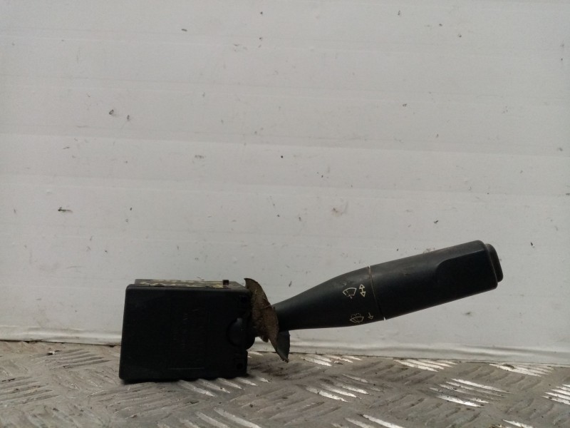 Recambio de mando limpia para peugeot expert kombi confort acristaldo (5 asientos) referencia OEM IAM 96049596ZL  