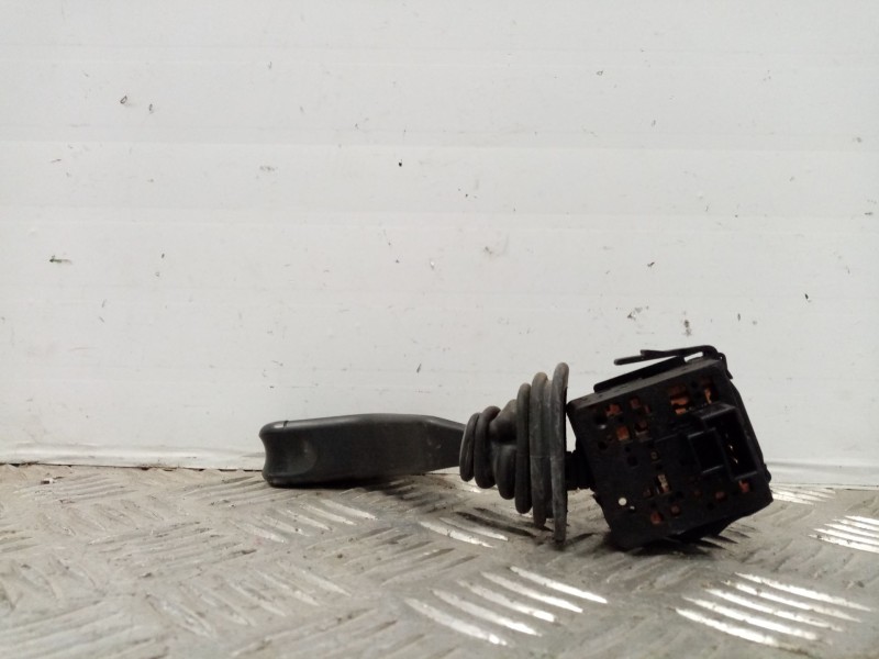 Recambio de mando limpia para opel combo (corsa c) cargo referencia OEM IAM   