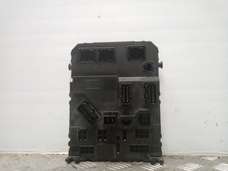 Recambio de caja reles / fusibles para peugeot 206 berlina 1.4 referencia OEM IAM 9652474780 S118085220C 