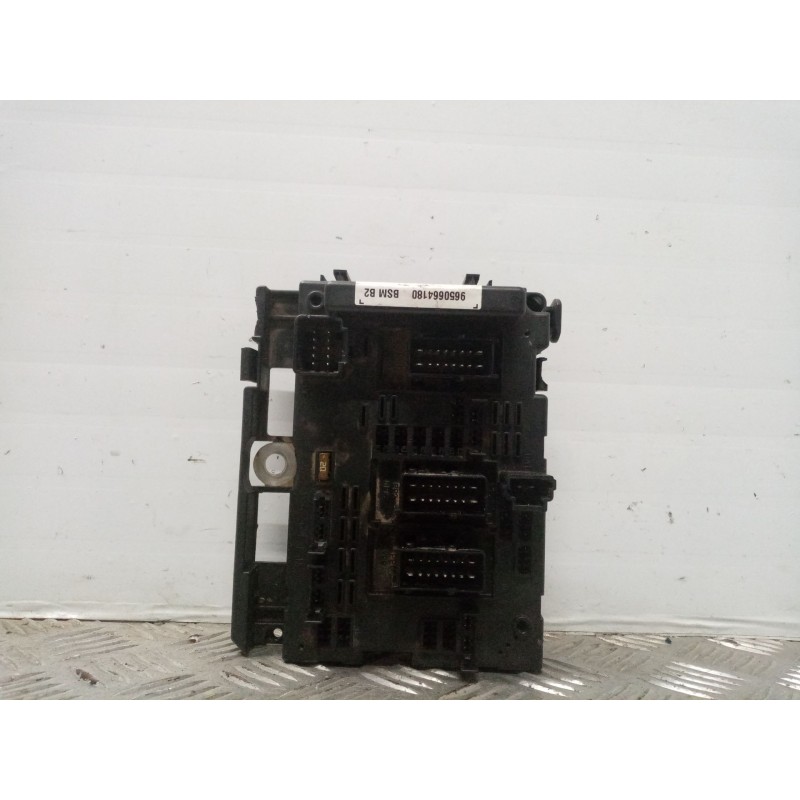 Recambio de caja bsm para peugeot 206 berlina 1.4 referencia OEM IAM 9650664180  
