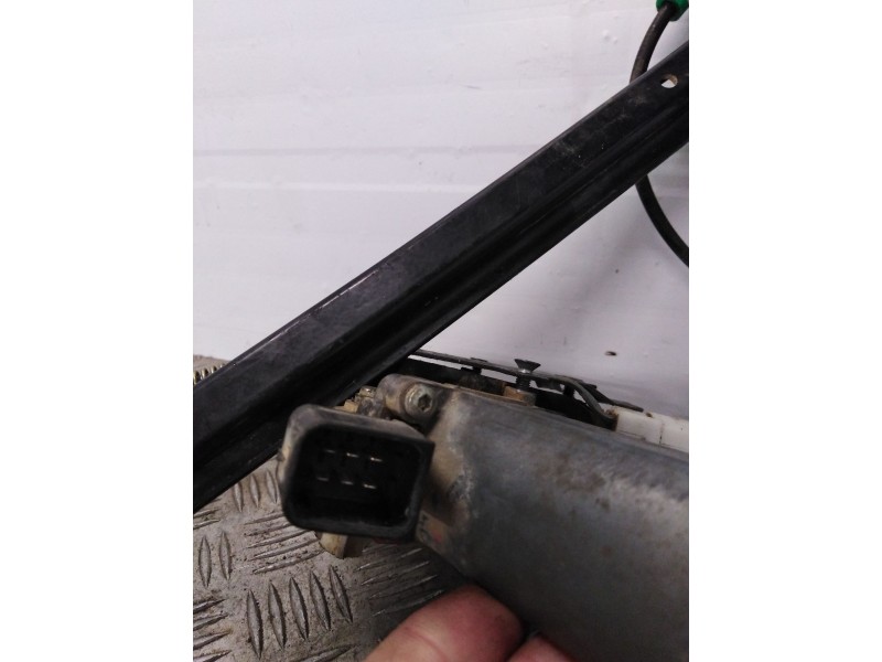 Recambio de elevalunas trasero izquierdo para land rover freelander (ln) 2.0 td4 cat referencia OEM IAM   