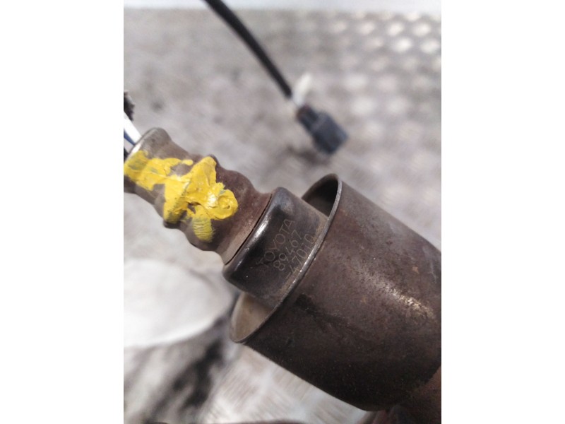 Recambio de colector escape para toyota prius (nhw20) 1.5 cat referencia OEM IAM 8946747010  