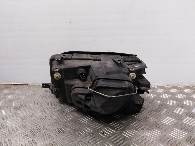 Recambio de faro derecho para audi a6 berlina (c4) 2.5 tdi referencia OEM IAM   