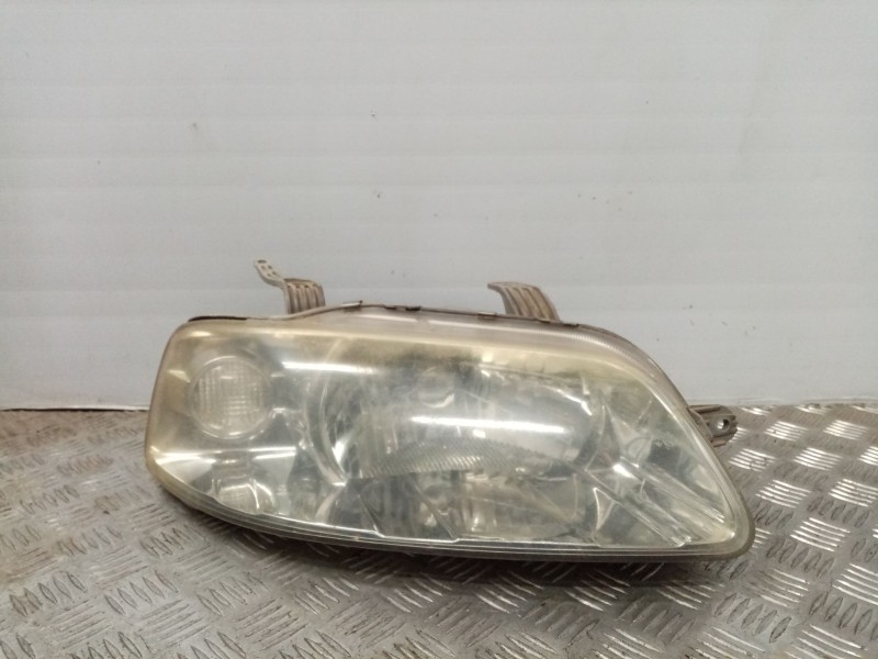 Recambio de faro derecho para daewoo kalos 1.4 cat referencia OEM IAM   