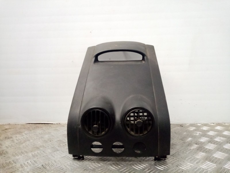 Recambio de mascara central de salpicadero para daewoo kalos 1.4 cat referencia OEM IAM   